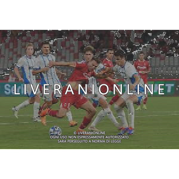 TVEM August 27, 2024 Bari, Italy - SSC Bari vs US Sassuolo - Italian soccer serie B 2024/25 - San Nicola Stadium. In the pic by Emmanuele Mastrodonato/agenzia Aldo Liverani sas: Andrija Novakovich of SSC Bari in action against Cas Odenthal of US Sassuolo ©Emmanuele Mastrodonato/AGENZIA ALDO LIVERANI SAS