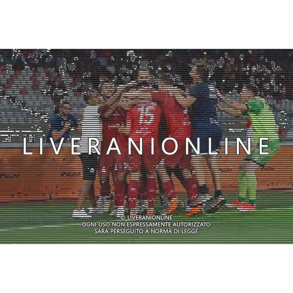 TVEM August 27, 2024 Bari, Italy - SSC Bari vs US Sassuolo - Italian soccer serie B 2024/25 - San Nicola Stadium. In the pic: Kevin Lasagna of SSC Bari celebrates after scoring a goal with teammates foto mastrodonato emanuele-ag aldo liverani sas