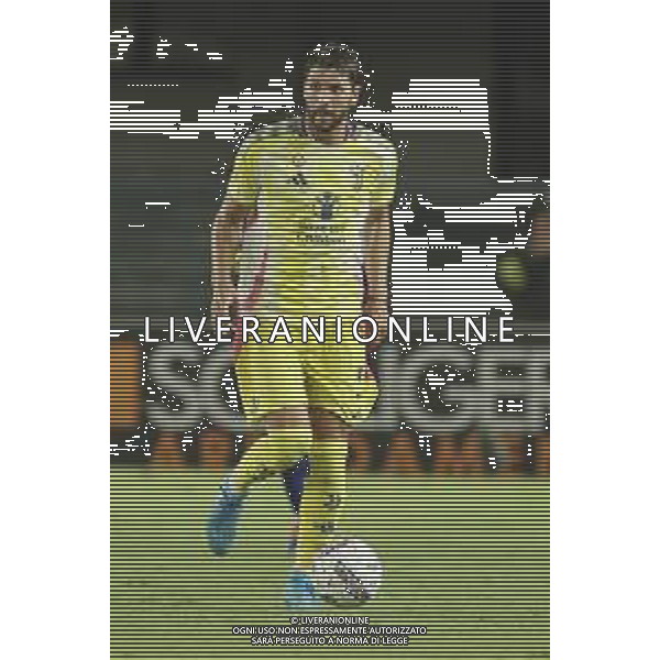 Manuel Locatelli of Juventus FC play the ball during Hellas Verona FC vs Juventus FC, 2° Serie A Enilive 2024-25 game at Marcantonio Bentegodi Stadium in Verona (VR), Italy, on August 26, 2024. (Photo by Davide Casentini)/AGENZIA ALDO LIVERANI SAS