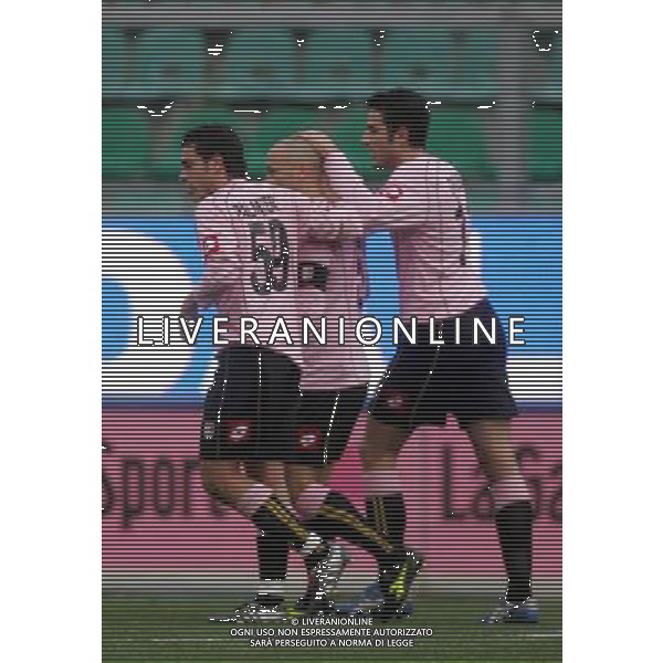 PALERMO, 10-01-2006 PALERMO - BARI COPPA ITALIA TIM CUP NELLA FOTO ESULTANZA DOPO IL GOL DI EUGENIO CORINI PH ALDO LIVERANI