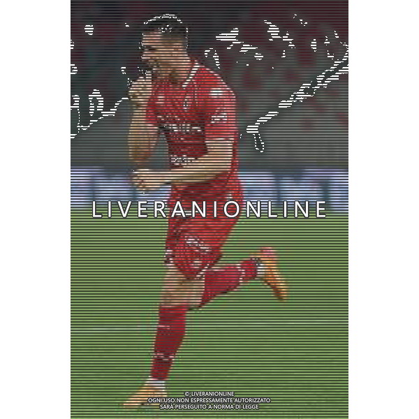 TVEM August 27, 2024 Bari, Italy - SSC Bari vs US Sassuolo - Italian soccer serie B 2024/25 - San Nicola Stadium. In the pic: Kevin Lasagna of SSC Bari celebrates after scoring a goal ©Emanuele Mastrodonato/AGENZIA ALDO LIVERANI SAS