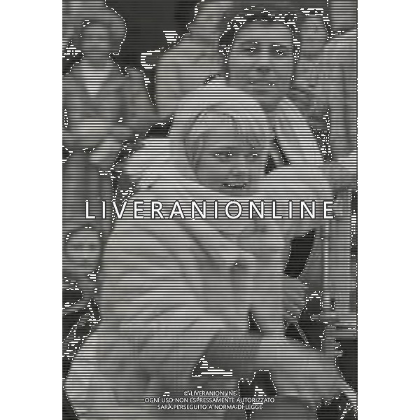 NEG-RETROSPETTIVA RITA PAVONE CANTANTE NELLA FOTO RITA PAVONE NELL\'ANNO 1969 A SANREMO AG ALDO LIVERANI SAS