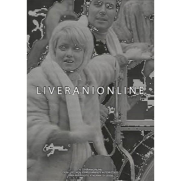 NEG-RETROSPETTIVA RITA PAVONE CANTANTE NELLA FOTO RITA PAVONE NELL\'ANNO 1969 A SANREMO AG ALDO LIVERANI SAS