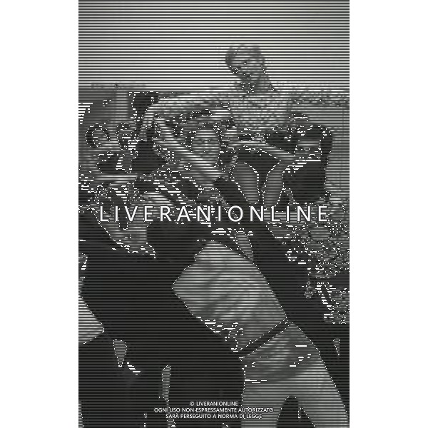 NEG-RETROSPETTIVA RITA PAVONE CANTANTE NELLA FOTO RITA PAVONE NELL\'ANNO 1970 A ROMA AG ALDO LIVERANI SAS 