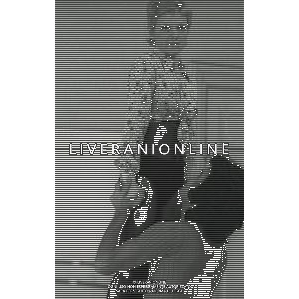 NEG-RETROSPETTIVA RITA PAVONE CANTANTE NELLA FOTO RITA PAVONE NELL\'ANNO 1970 A ROMA AG ALDO LIVERANI SAS 