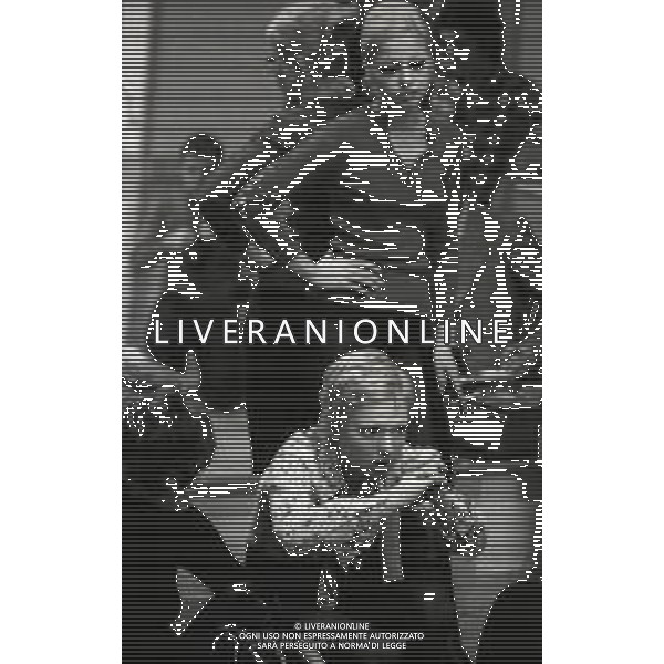 NEG-RETROSPETTIVA RITA PAVONE CANTANTE NELLA FOTO RITA PAVONE NELL\'ANNO 1970 A ROMA AG ALDO LIVERANI SAS 