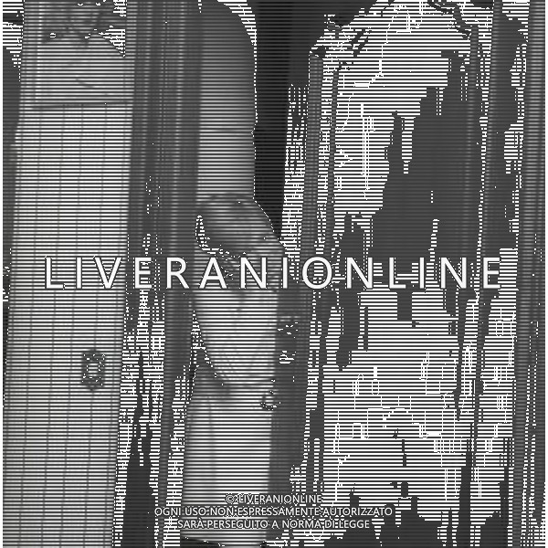 NEG-RETROSPETTIVA RITA PAVONE CANTANTE NELLA FOTO RITA PAVONE A ROMA ANNO 1968-1969 AG ALDO LIVERANI SAS   