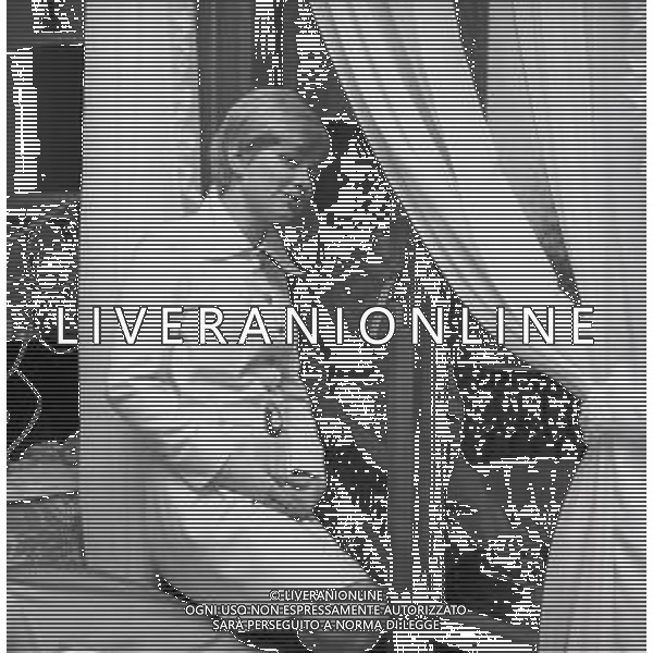 NEG-RETROSPETTIVA RITA PAVONE CANTANTE NELLA FOTO RITA PAVONE A ROMA ANNO 1968-1969 AG ALDO LIVERANI SAS   