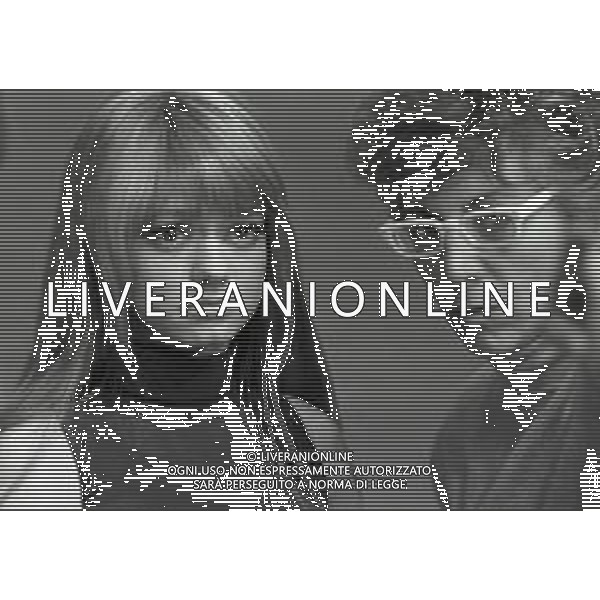NEG-RETROSPETTIVA RITA PAVONE CANTANTE NELLA FOTO RITA PAVONE CON LINA WERTMULLER A ROMA NELL\'ANNO 1968 AG ALDO LIVERANI SAS