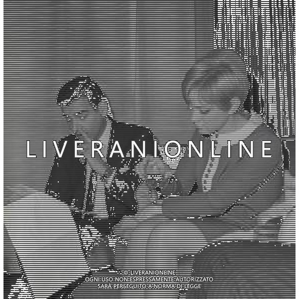NEG-RETROSPETTIVA RITA PAVONE CANTANTE NELLA FOTO RITA PAVONE NELL\'ANNO 1968 A PARMA CON TEDDY RENO AG ALDO LIVERANI SAS 
