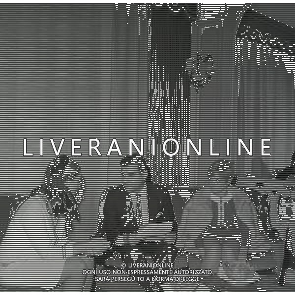 NEG-RETROSPETTIVA RITA PAVONE CANTANTE NELLA FOTO RITA PAVONE NELL\'ANNO 1968 A PARMA CON TEDDY RENO AG ALDO LIVERANI SAS 