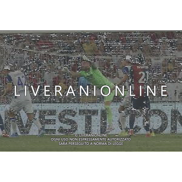 Lorenzo Montipo\' of Hellas Verona FC makes a save during Genoa CFC vs Hellas Verona FC, 3° Serie A Enilive 2024-25 game at G. Ferraris Stadium in Genova (GE), Italy, on September 01, 2024. (Photo by Davide Casentini) ©CASENTINI DAVIDE/ AGENZIA ALDO LIVERANI SAS