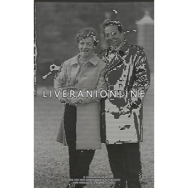 RETROSPETTIVA RITA PAVONE CANTANTE  NELLA FOTO RITA PAVONE CON PASCUTTINI PIETRO AG ALDO LIVERANI SAS 