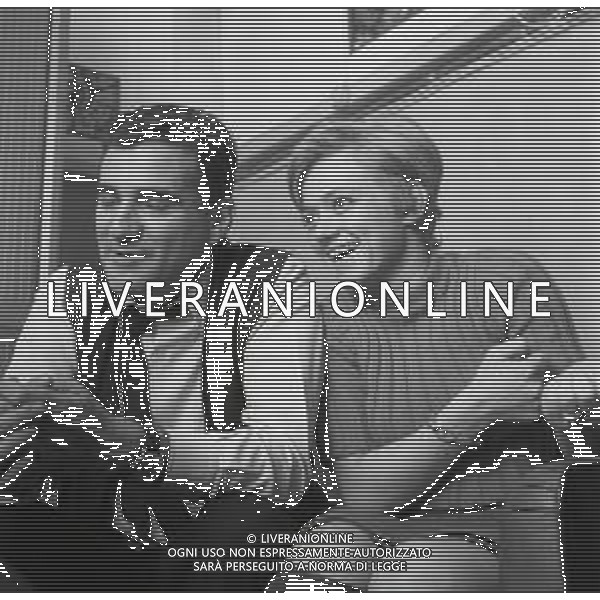NEG-RETROSPETTIVA RITA PAVONE CANTANTE NELLA FOTO RITA PAVONE NELL\'ANNO 1968 A PARMA CON TEDDY RENO AG ALDO LIVERANI SAS