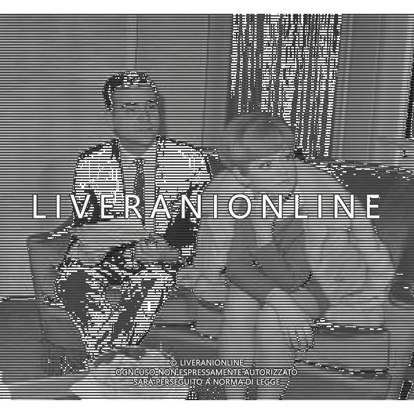 NEG-RETROSPETTIVA RITA PAVONE CANTANTE NELLA FOTO RITA PAVONE NELL\'ANNO 1968 A PARMA CON TEDDY RENO AG ALDO LIVERANI SAS