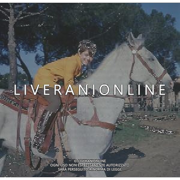 COL-RETROSPETTIVA RITA PAVONE CANTANTE NELLA FOTO RITA PAVONE A CAVALLO AG ALDO LIVERANI SAS