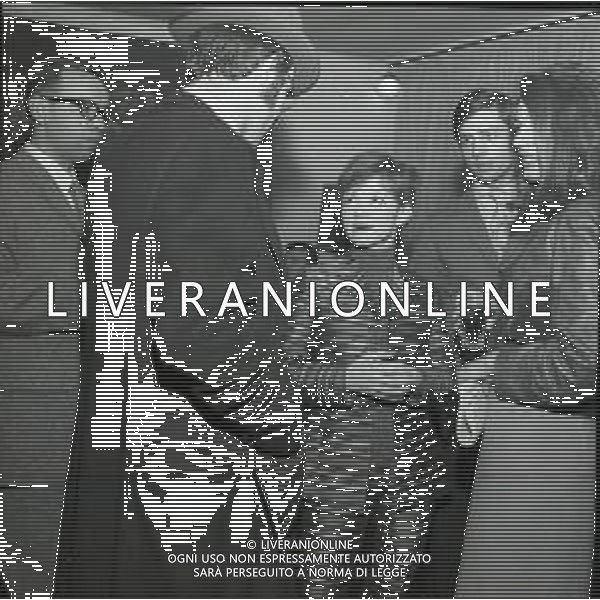 NEG-RETROSPETTIVA RITA PAVONE CANTANTE NELLA FOTO RITA PAVONE "NON STUZZICARE LA ZANZARA" NELL\'ANNO 1967 AG ALDO LIVERANI SAS