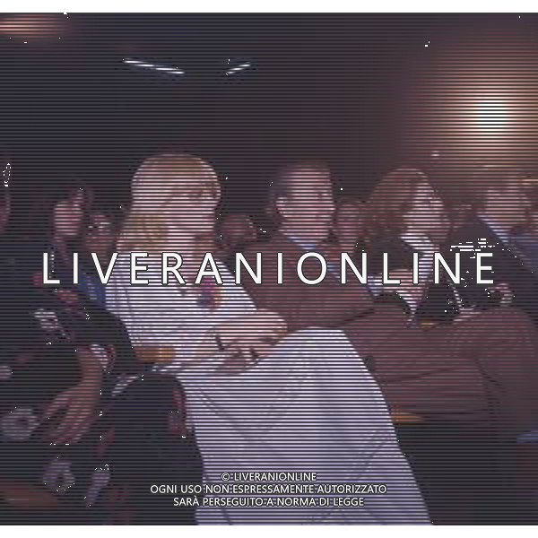 DIAP-RETROSPETTIVA RITA PAVONE CANTANTE NELLA FOTO RITA PAVONE CON ERMINIO MACARIO A ROMA AG ALDO LIVERANI SAS