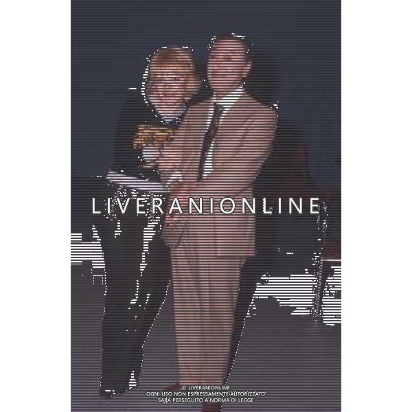 DIAP-RETROSPETTIVA RITA PAVONE CANTANTE NELLA FOTO RITA PAVONE CON ERMINIO MACARIO A ROMA AG ALDO LIVERANI SAS