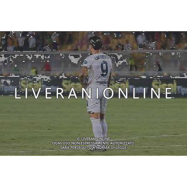 TVEM August 31, 2024 Lecce, Italy - US Lecce vs Cagliari - Italian soccer serie A 2024/25 - Via Del Mare Stadium. In the pic: Gianluca Lapadula of Cagliari disappointment ©Emanuele Mastrodonato / AGENZIA ALDO LIVERANI SAS