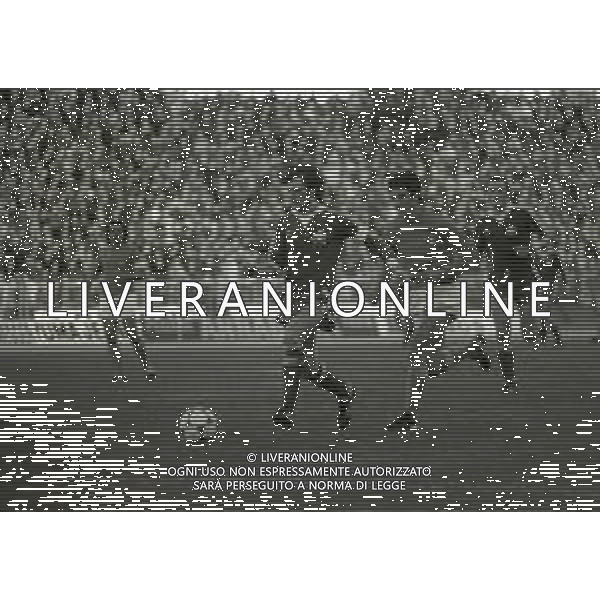 NEG-17-11-1979 UDINE PARTITA AMICHEVOLE ITALIA-SVIZZERA 2-0 NELLA FOTO PAOLO ROSSI AG ALDO LIVERANI SAS