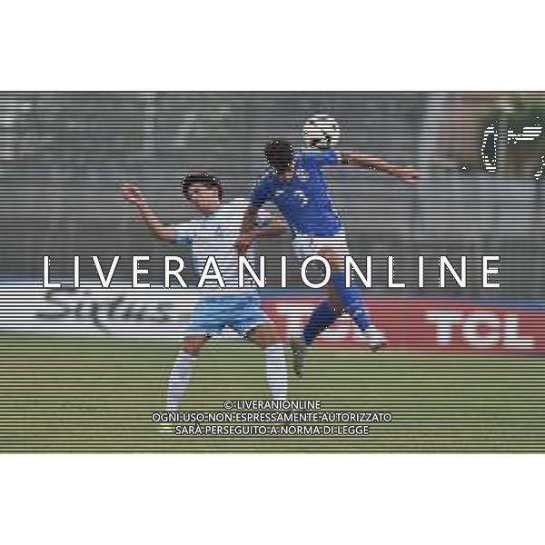 Italia U21 vs San Marino U21 - Turno di qualificazione - 13 Giornata - Stadio D.Francioni - Latina 05-09-2024 nella foto Ruggeri anticipa Toccaceli FOTO FEDERICO GAETANO-AG ALDO LIVERANI SAS