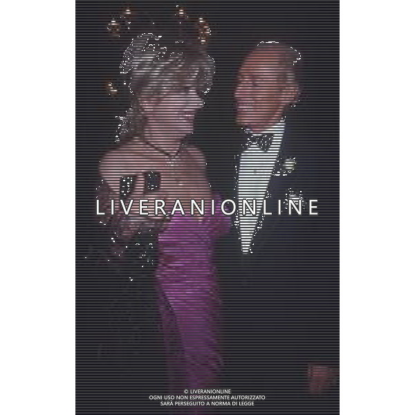 DIAP-RETROSPETTIVA SANDRA MILO ATTRICE NELLA FOTO SANDRA MILO CON RENATO BALESTRA A VENEZIA NELL\'ANNO 1989 AG ALDO LIVERANI SAS   