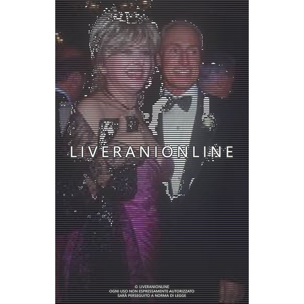 DIAP-RETROSPETTIVA SANDRA MILO ATTRICE NELLA FOTO SANDRA MILO CON RENATO BALESTRA A VENEZIA NELL\'ANNO 1989 AG ALDO LIVERANI SAS  