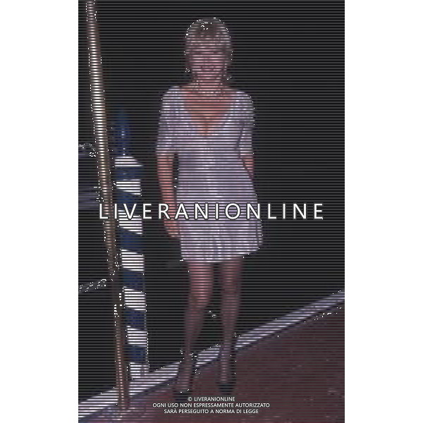 DIAP-RETROSPETTIVA SANDRA MILO ATTRICE NELLA FOTO SANDRA MILO A VENEZIA NELL\'ANNO 1989 AG ALDO LIVERANI SAS 