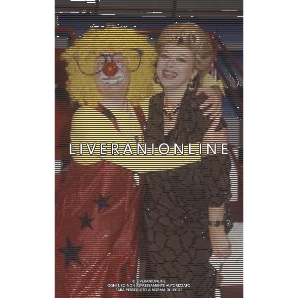 DIAP-RETROSPETTIVA SANDRO MILO ATTRICE NELLA FOTO SANDRA MILO A ROMA NELL\'ANNO 1985 NELLA TRASMISSIONE TELEVISIVA “PICCOLI FANS“ AG ALDO LIVERANI SAS 