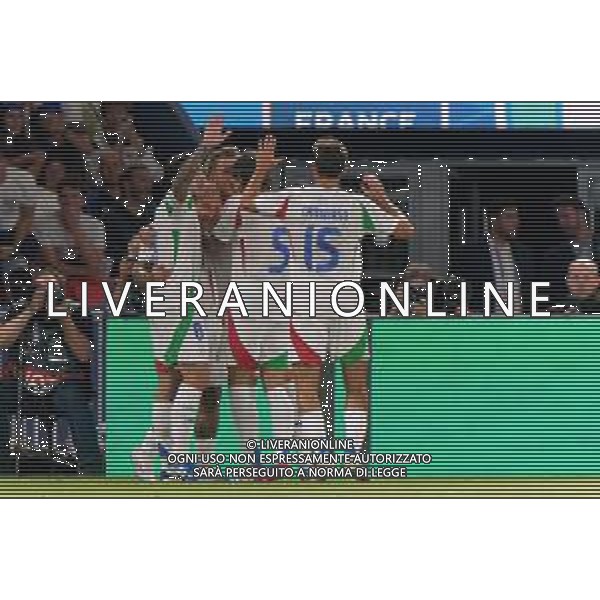 TVEM September 6, 2024 in Paris, France. France vs Italy, UEFA Nations League 2024/25 League A Group A2 match - Parc des Princes Stadium. In the pic: Federico Dimarco of Italy celebrates after scoring a goal with teammates ©Emanuele Mastrodonato/AGENZIA ALDO LIVERANI SAS