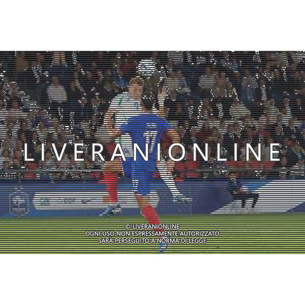 TVEM September 6, 2024 in Paris, France. France vs Italy, UEFA Nations League 2024/25 League A Group A2 match - Parc des Princes Stadium. In the pic: Mateo Retegui of Italy in action against William Saliba of France foto e.mastrodonato-ag aldo liverani sas