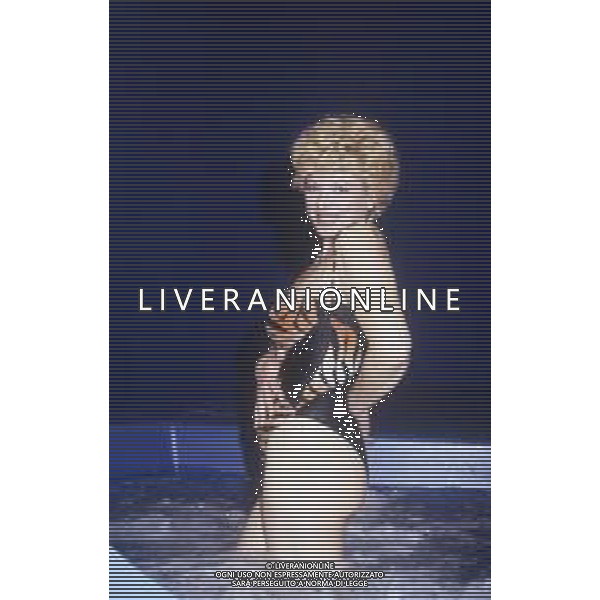 DIAP-RETROSPETTIVA SANDRO MILO ATTRICE NELLA FOTO SANDRA MILO A ROMA NELL\'ANNO 1984 NELLA TRASMISSIONE TELEVISIVA “MIXER“ AG ALDO LIVERANI SAS 
