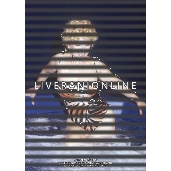DIAP-RETROSPETTIVA SANDRO MILO ATTRICE NELLA FOTO SANDRA MILO A ROMA NELL\'ANNO 1984 NELLA TRASMISSIONE TELEVISIVA “MIXER“ AG ALDO LIVERANI SAS 