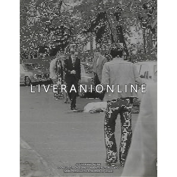 ST-07-05-1974 MILANO VIA RIPAMONTI RAPINA A UN FURGONE PORTAVALORI CON L\'UCCISIONE DI UN PASSANTE SIG LUIGI CORRADINI AG ALDO LIVERANI SAS