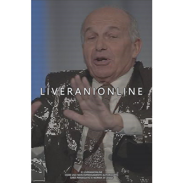 ROMA, 11 GENNAIO 2006 TRASMISSIONE PORTA A PORTA CON BERLUSCONI E BERTINOTTI. NELLA FOTO: FAUSTO BERTINOTTI foto Ag.Aldo Liverani