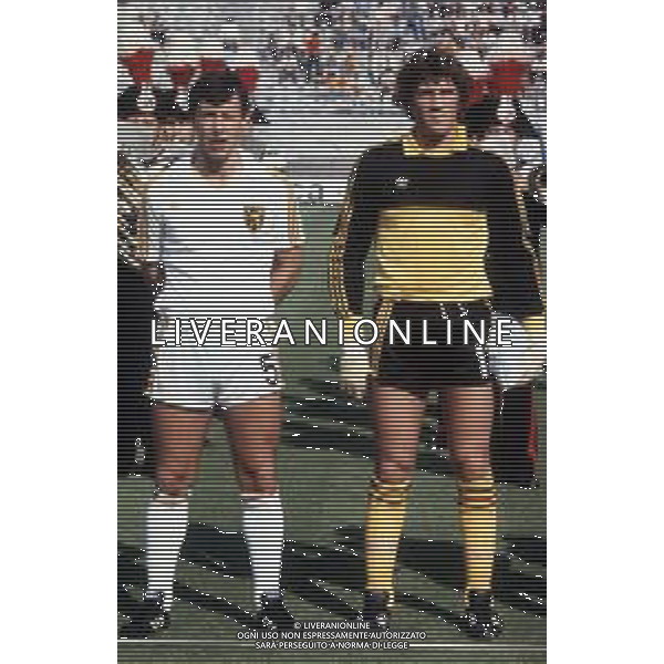 DIAP-RETROSPETTIVA JEAN MARIE PFAFF CALCIATORE NELLA FOTO JEAN MARIE PFAFF CON LA MAGLIA DELLA NAZIONALE DEL BELGIO EURO 1980 AG ALDO LIVERANI SAS