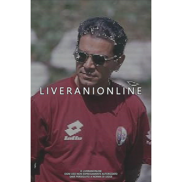 DIAP-RETROSPETTIVA ROSARIO RAMPANTI EX CALCIATORE E ALLENATORE NELLA FOTO ROSARIO RAMPANTI ALLENATORE TORINO CALCIO NELL\'ANNO 1994 AG ALDO LIVERANI SAS