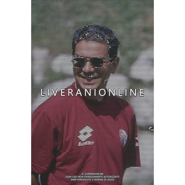 DIAP-RETROSPETTIVA ROSARIO RAMPANTI EX CALCIATORE E ALLENATORE NELLA FOTO ROSARIO RAMPANTI ALLENATORE TORINO CALCIO NELL\'ANNO 1994 AG ALDO LIVERANI SAS