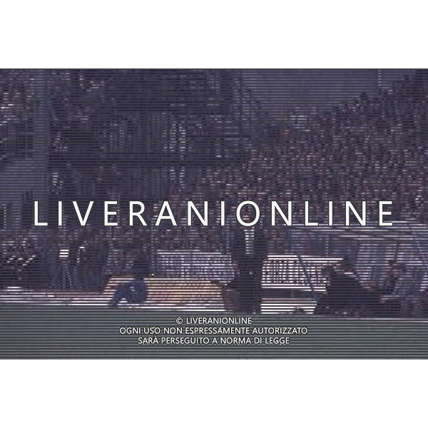 COL-RETROSPETTIVA BRUNO PESAOLA ALLENATORE NAPOLI CALCIO NELLA FOTO BRUNO PESAOLA ALLENATORE NAPOLI CALCIO NELL\'ANNO 1976-1977 AG ALDO LIVERANI SAS