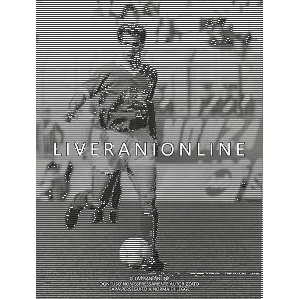 ST-RETROSPETTIVA LUIGI MARULLA CALCIATORE NELLA FOTO LUIGI MARULLA CON LA MAGLIA DELL\'AVELLINO CALCIO AG ALDO LIVERANI SAS