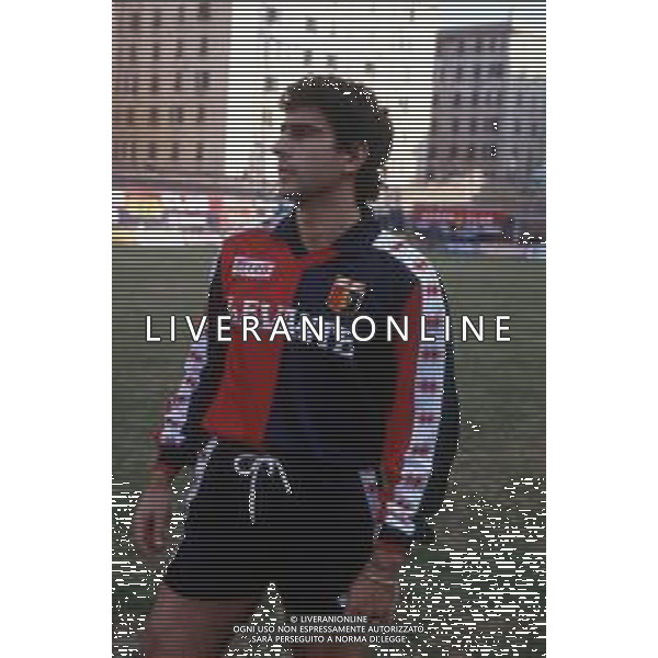 DIAP-RETROSPETTIVA AUGUSTO GENTILINI CALCIATORE NELLA FOTO AUGUSTO GENTILINI CON LA MAGLIA DEL GENOA CALCIO AG ALDO LIVERANI SAS