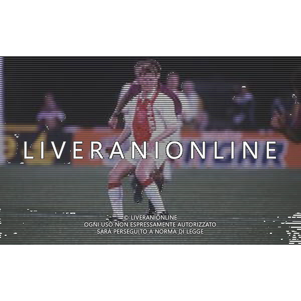DIAP-RETROSPETTIVA STEFAN PETTERSON CALCIATORE NELLA FOTO STEFAN PETTERSON CON LA MAGLIA DELL\'AJAX AG ALDO LIVERANI SAS
