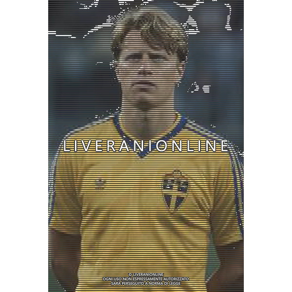 DIAP-RETROSPETTIVA STEFAN PETTERSON CALCIATORE NELLA FOTO STEFAN PETTERSON CON LA MAGLIA DELLA NAZIONALE SVEZIA AG ALDO LIVERANI SAS