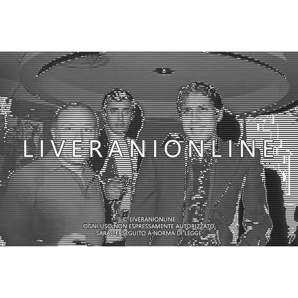 NEG-RETROSPETTIVA ADRIANO CELENTANO E CLAUDIO VILLA ALLA PRESENTAZIONE DELLA MANIFESTAZIONE CANORA \'INCONTRI D\'ESTATE\' A MILANO NEL 1971 NELLA FOTO CLAUDIO VILLA CON ADRIANO CELENTANO ©Archivio Giovanni Liverani / AGENZIA ALDO LIVERANI SAS