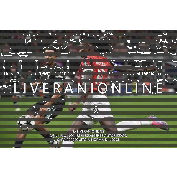 Milan vs Liverpool nella foto Rafael Leao (Milan) e sulla SX Trent Alexander-Arnold (Liverpool) Milano 17-09-2024 Stadio Giuseppe Meazza - San Siro UEFA Champions League fase a girone unico - 1a giornata foto Roberto Garavaglia/Agenzia Aldo Liverani sas/AGENZIA ALDO LIVERANI SAS
