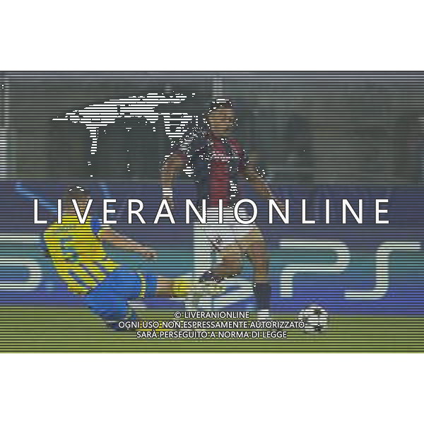 Martin Erlic of Bologna FC battle for the ball with Valeriy Bondar of Shakhtar Donetsk during Bologna BFC vs Shakhtar Donetsk FC, 1° round of Chanpions League 2024-25, game at Renato Dall\'Ara stadium in Bologna (BO), Italy, on September 18, 2024. (Photo by Davide Casentini) AG ALDO LIVERANI SAS