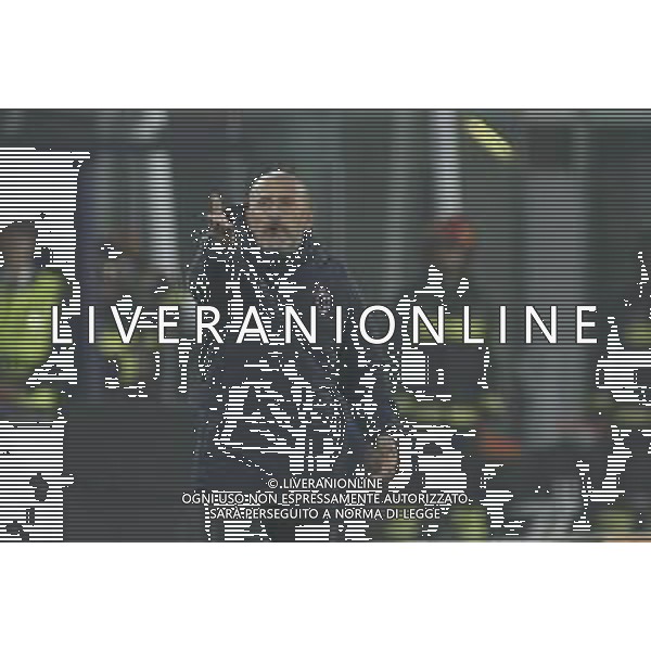 Vincenzo Italiano Head Coach of Bologna FC gestures during Bologna BFC vs Shakhtar Donetsk FC, 1° round of Chanpions League 2024-25, game at Renato Dall\'Ara stadium in Bologna (BO), Italy, on September 18, 2024. (Photo by Davide Casentini) AG ALDO LIVERANI SAS