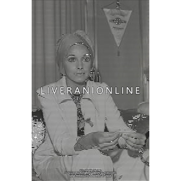 NEG-RETROSPETTIVA DIANA BORTOLAN MISS MONDO NELLA FOTO DIANA BORTOLAN A TERRAZZA MARTINI NELL\'ANNO 1973 A MILANO AG ALDO LIVERANI SAS