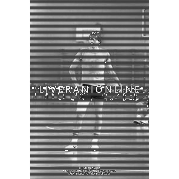 NEG-RETROSPETTIVA MIKE D\'ANTONI BASKET NELLA FOTO MIKE D\'ANTONI IN ALLENAMENTO A MILANO NELL\'ANNO 1979-1980 AG ALDO LIVERANI SAS